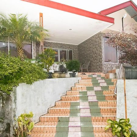 Villa Matahari Tawangmangu Powered By Cocotel Buitenkant foto